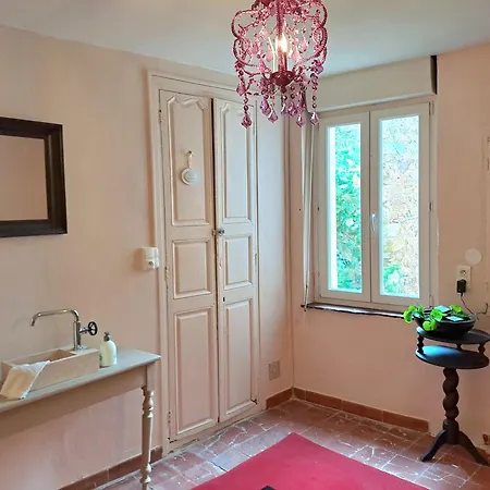 La Maisonnette De L'Impasse Cruzy Exterior photo